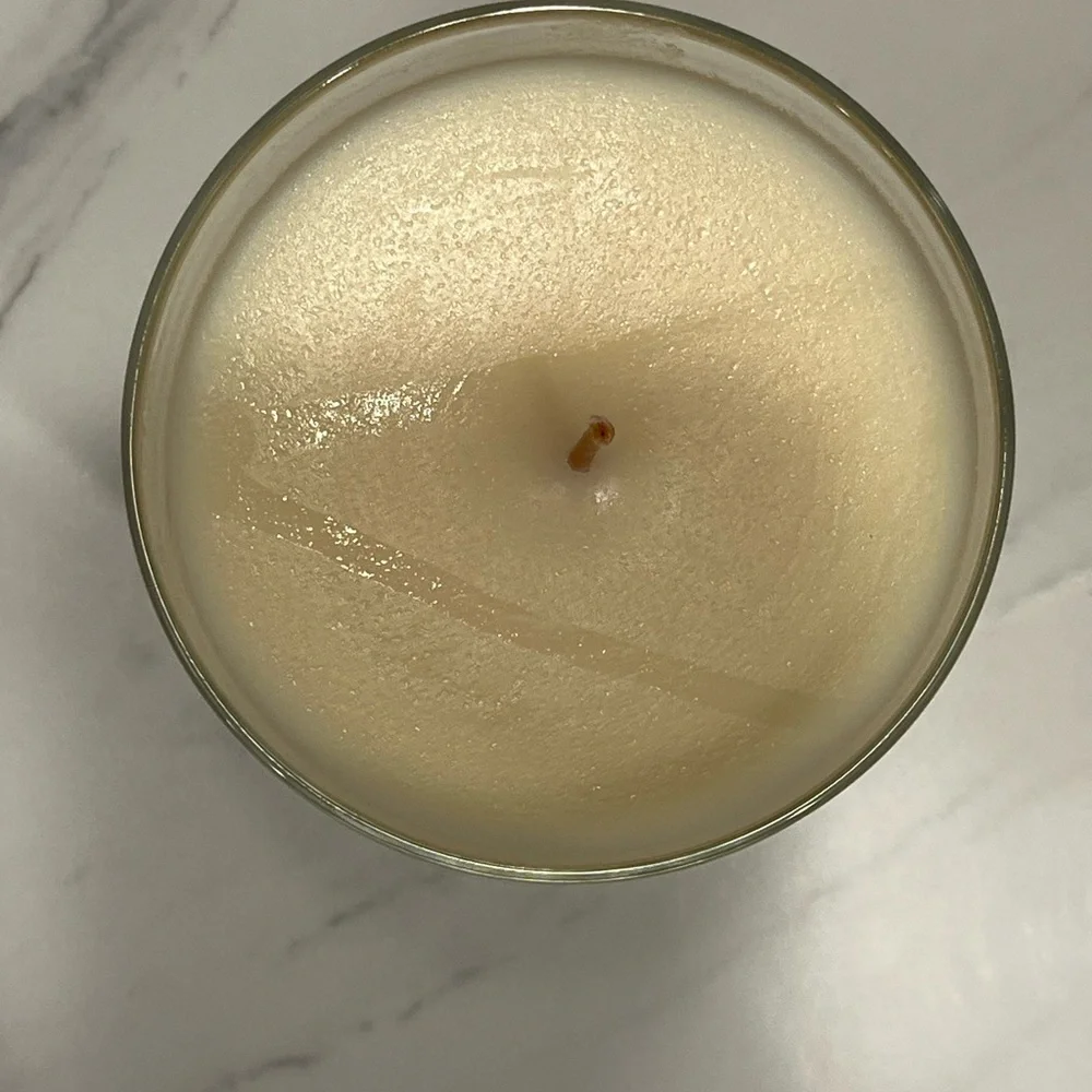 RARE Carolina Herrera Large Figueroa’s Garden 8 oz Luxurious Candle Rare NWT